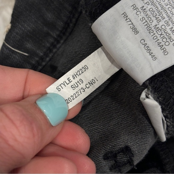 Madewell 9” High Rise Distressed Raw Hem Skinny Jeans in Black Sea Size 27 - Picture 8 of 12